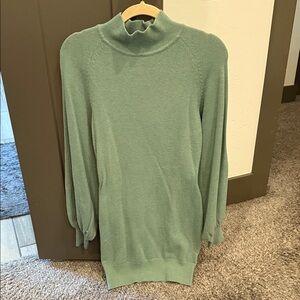 Chic Green Turtleneck Sweater Tunic